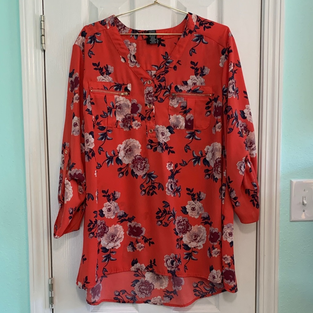 Justify Coral color with floral print blouse size 2X